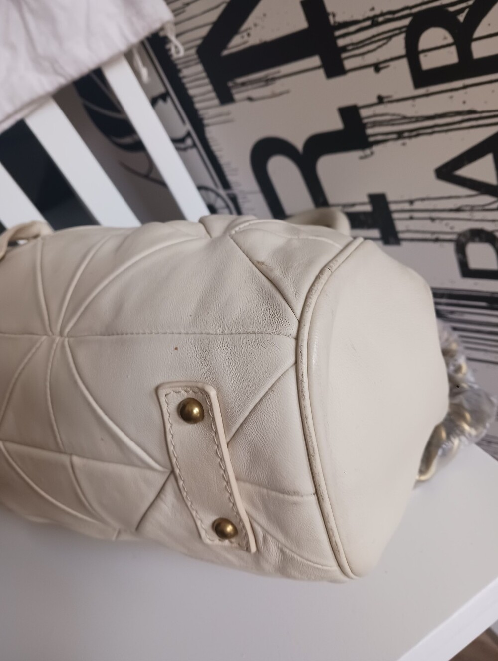 Marc Jacobs Stam Ivory Quilted Leather Satchel with Gold Hardware + Dust Bag - Picture 10 of 16